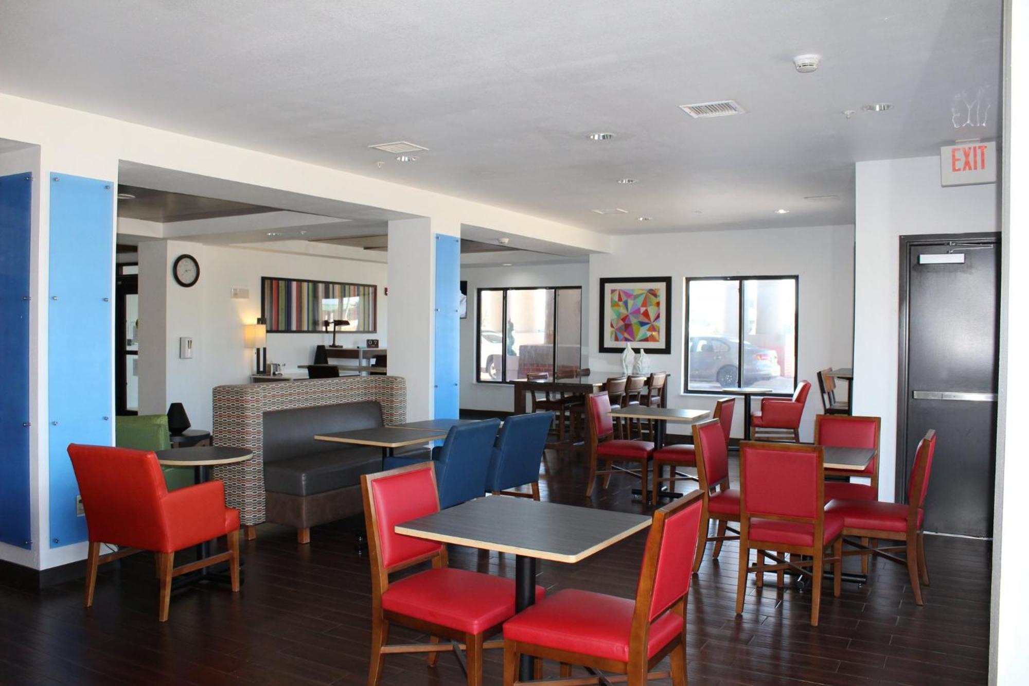 Holiday Inn Express Ponca City By Ihg Zewnętrze zdjęcie